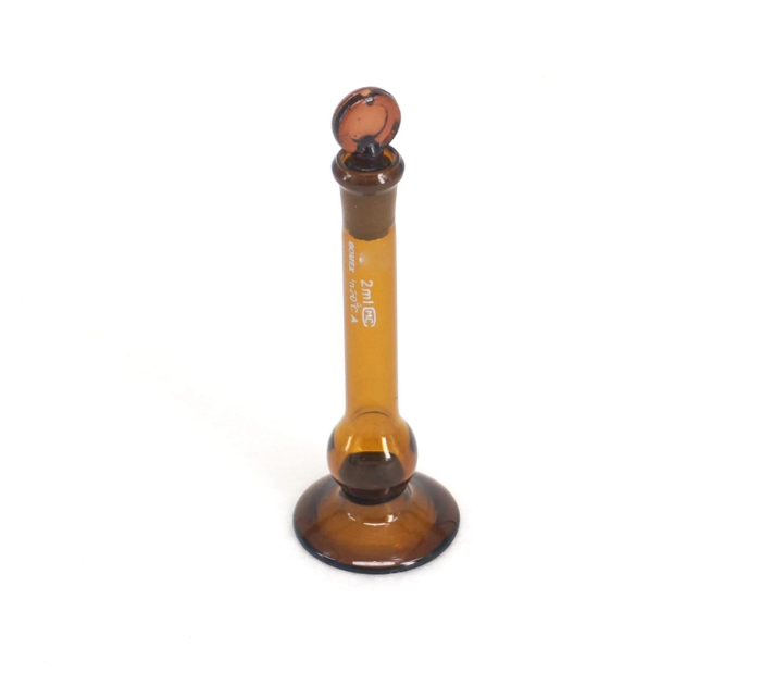 Volumetric Flask, Amber Class A, Micro Scale, With Glass Stoppers, As Per USP Standards